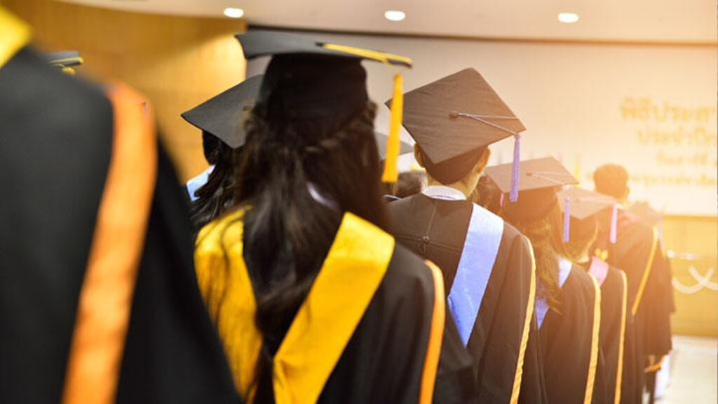 TKW di Hong Kong Berhasil Raih Gelar Sarjana